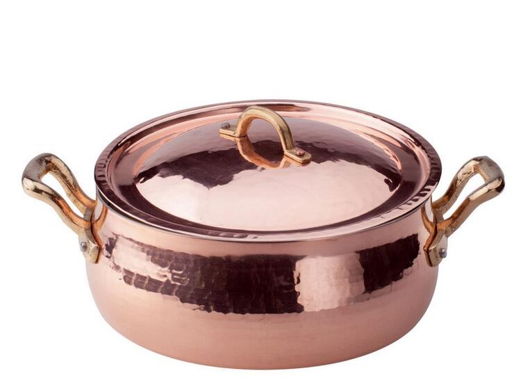 RAME MARTELLATO CASSERUOLA 2 MANICI BOMBATA.24 CON COPERCHIO